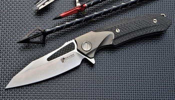 Нож Venom Attacker