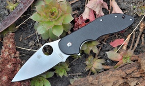 Складной нож Spyderco Domino C172
