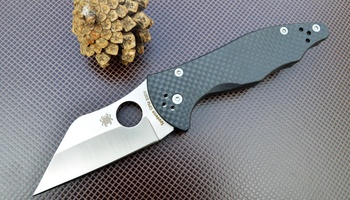 Складной нож Spyderco Yojimbo carbon fiber