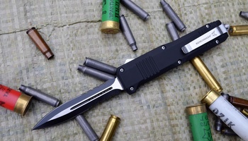 Выкидной нож Benchmade Turmoil black